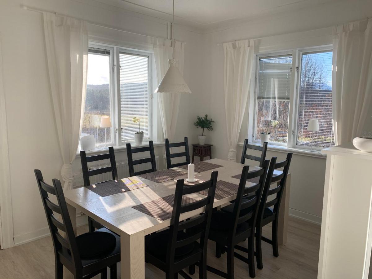 Villa Vaestanede Vastanede Eksteriør billede